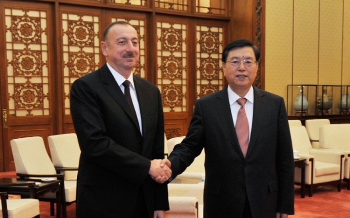 Ilham Aliyev meets with Chinese parliament chairman - PHOTOS